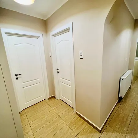 Next Old Town Apartment